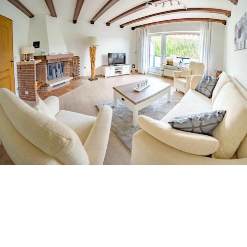 Ferienwohnungen / Chalet Lünnemann