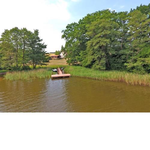 Ferienwohnungen direkt am See Useriner Mühle SEE 10330