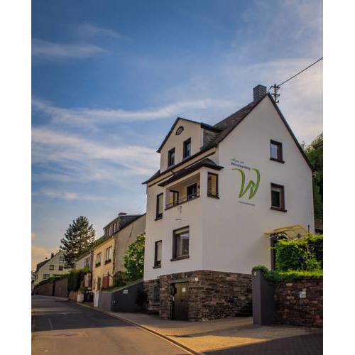 Ferienwohnungen Haus am Würzlaysteig