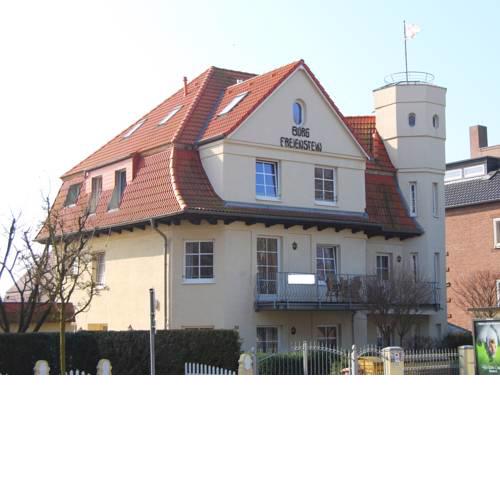 Ferienwohnungen in historischer Villa in Warnemünde (LB)