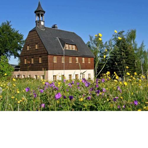 Ferienwohnungen in Neuwernsdorf ER