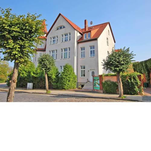 Ferienwohnungen Neustrelitz SEE 9390