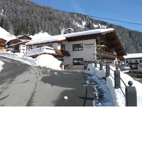 Ferienwohnungen Pension Prünster
