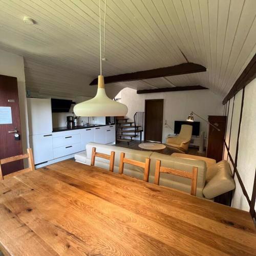 Ferienwohnungen Rodenstein- Spitzboden mit Garten