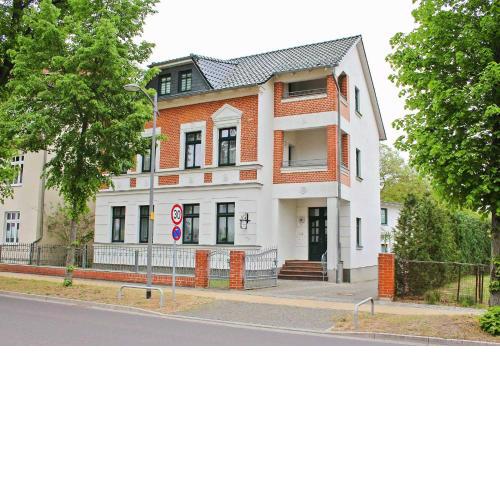 Ferienwohnungen Waren Müritz SEE 10980
