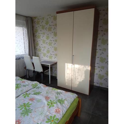 Ferienzimmer, eigenes Bad+Balkon