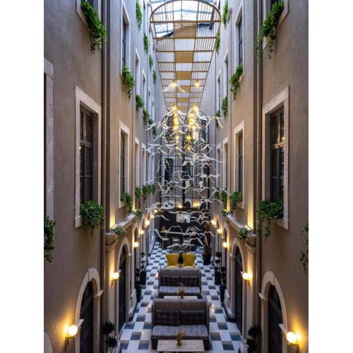 Ferman Port Hotel - Special Category