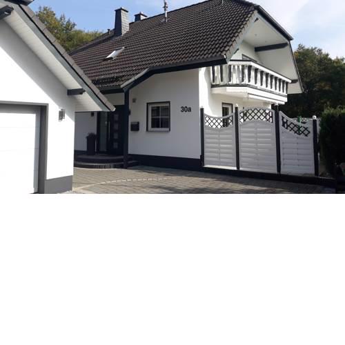FeWo Meyer mit Pool & Gartensauna