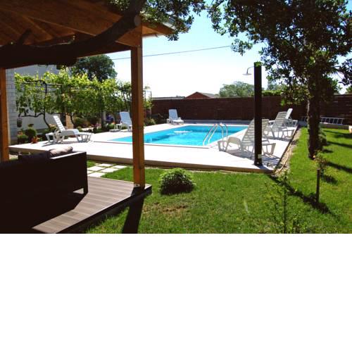 Filipovic Apartments with Pool
