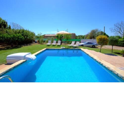 Finca con piscina privada y basquet