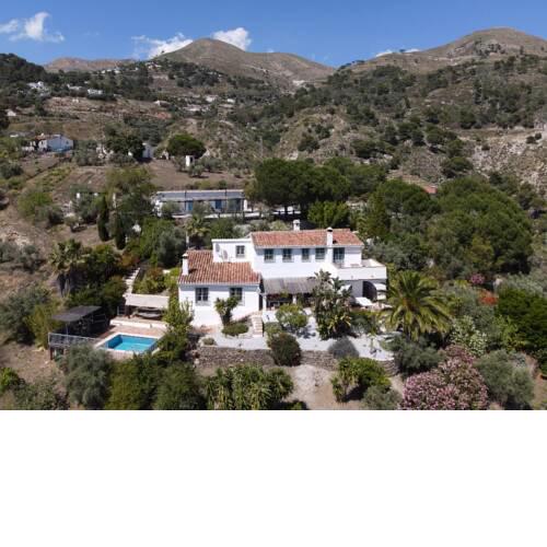 Finca Mar y Montaña