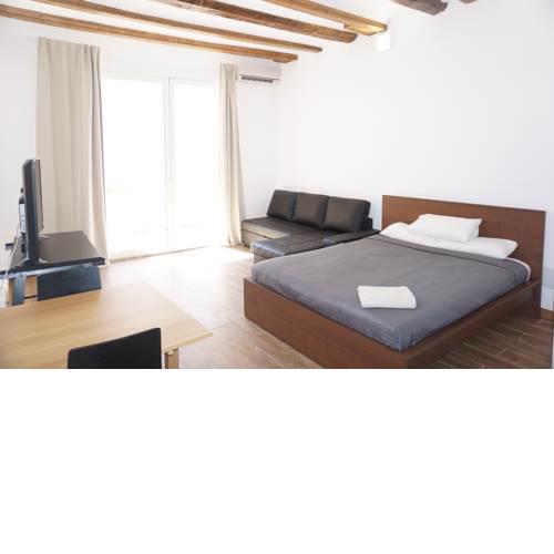 FIRA LOFTS CAMP NOU BCN l