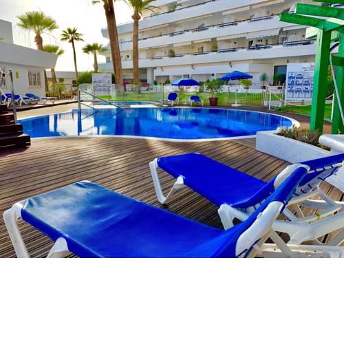 First Line Seaview Apartment