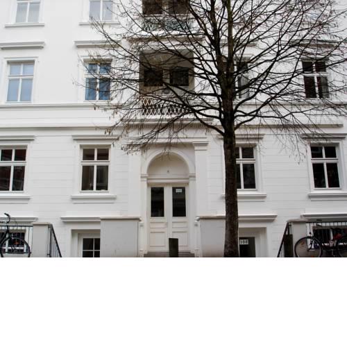 FirstClass Apartments