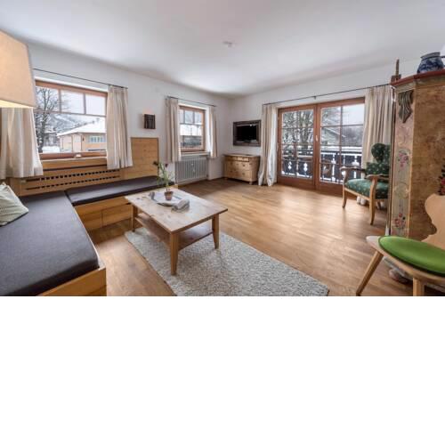Fischer Apartment C