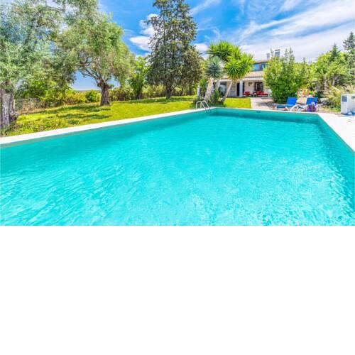 Five-Bedroom Holiday Home in Aznalcazar