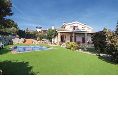 Five-Bedroom Holiday Home in Sant Feliu de Guixols
