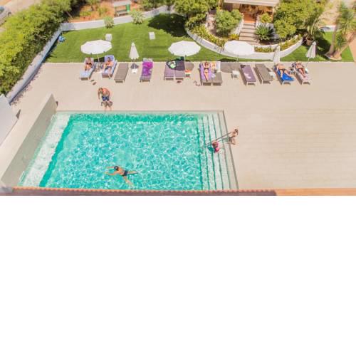 Flacalco Hotel & Apartments