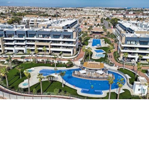 Flamenca Village Resort pool view & sunny garden VDE-172