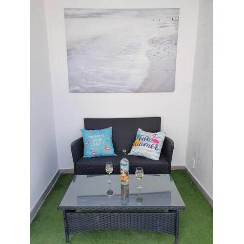 Flamingo Studio with terrace and private bath by Flamingo House