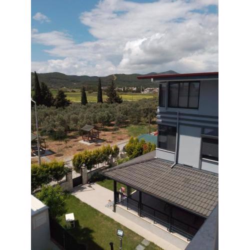 Flat Close to Sea with Balcony in Seferihisar