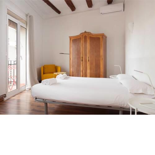 Flat Poble Sec Magalhaes/Apartment