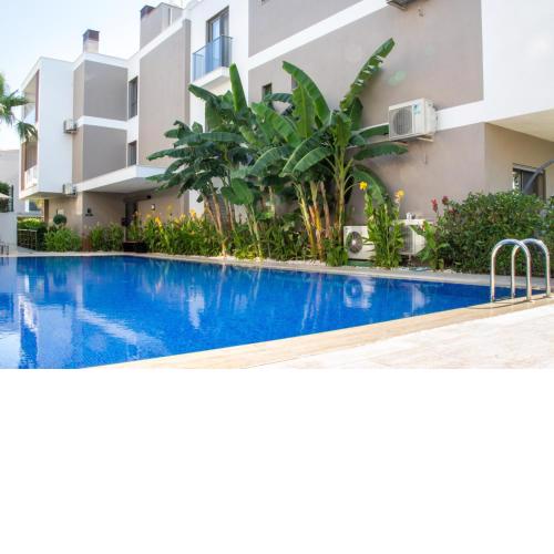 Flat w Pool and Balcony 5 min to Beach in Alacati