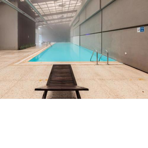 Flat w shared Pool and Gym 8min to Citys Cevahir