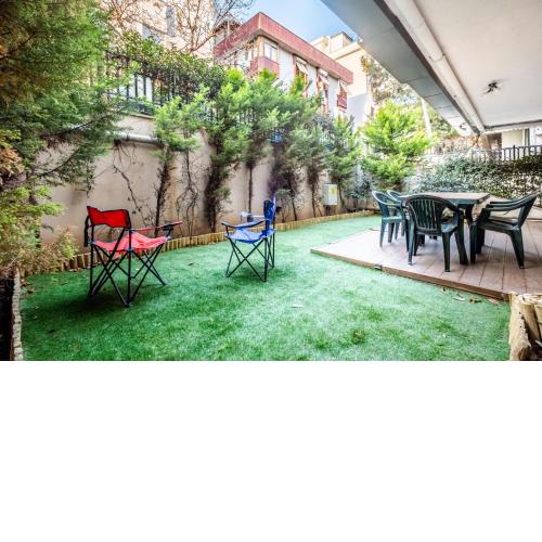 Flat with Backyard near Idealtepe Marmaray Station