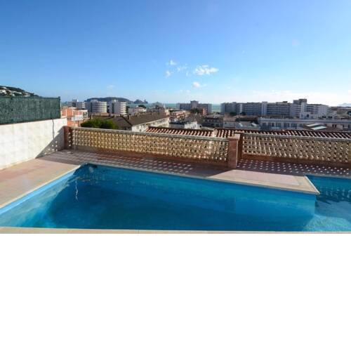 Flat with POOL 600m from the BEACH