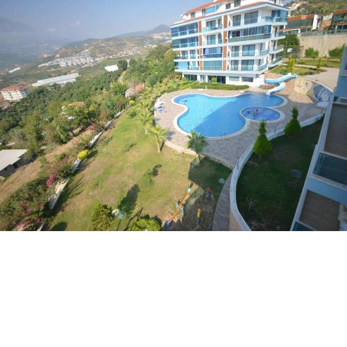 Flat with Sea View Shared Pool & Gym in Alanya