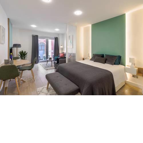 Flatguest Verdan + Beach + Balcony + Renovated