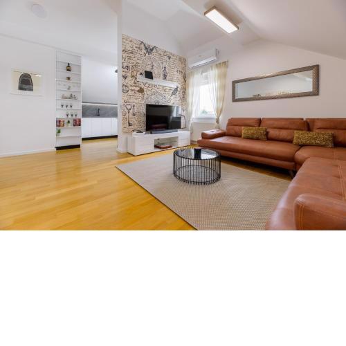 Flexible SelfCheckIns 49 - Zagreb - Parking - New - Luxury