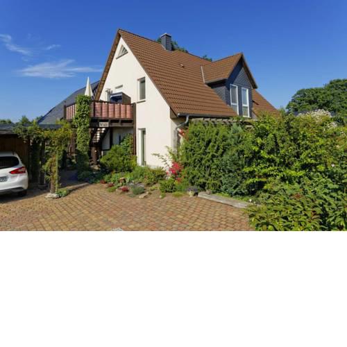 Fliederweg 04