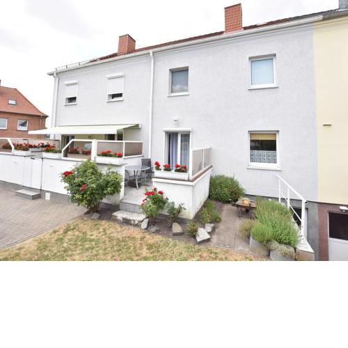 Spacious Holiday Home in Wismar Germany with Parasol