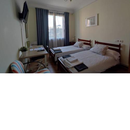 FlipHouse Rooms