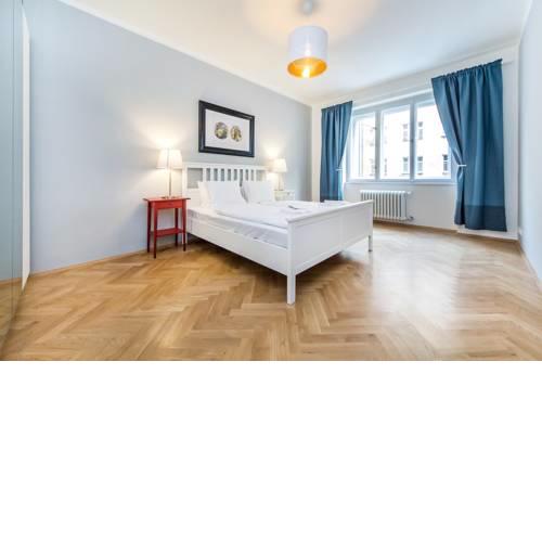 Flora apartments