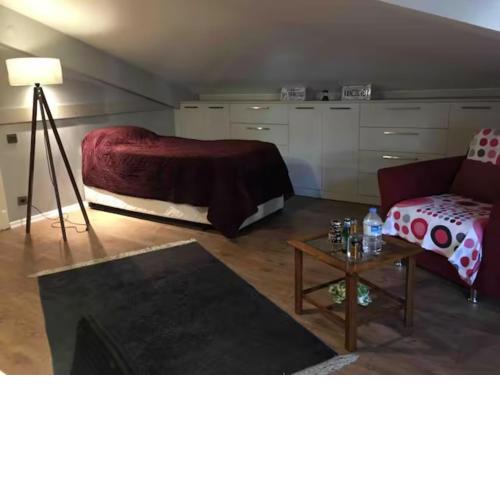 Florya Private Room with Terrace in Lux. Apt.