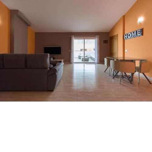 F&M Penthouse with terrace near Airport and beaches