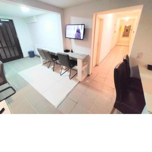 FMI Studio Apartments 18