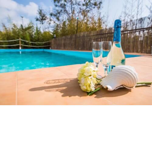 Font de sa Cala Holiday Home Sleeps 4 with Pool and WiFi