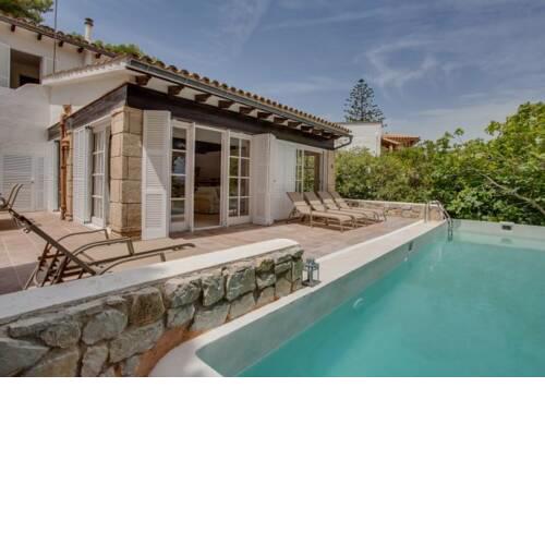 Font de sa Cala Holiday Home Sleeps 6 with Pool Air Con and WiFi