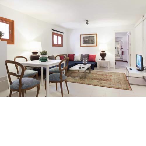 For You Rentals Alfonso XIII Apartment