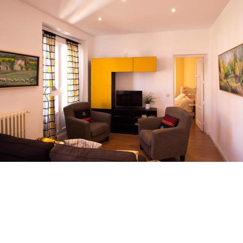 For You Rentals chueca apartment