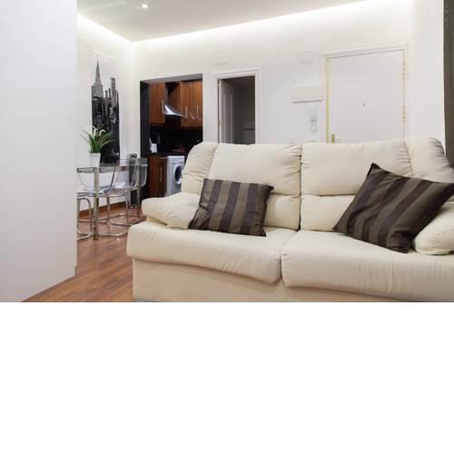For You Rentals plaza dos de mayo apartment