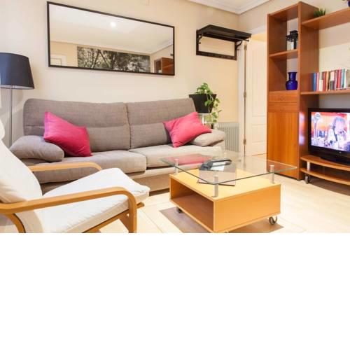 For You Rentals plaza olavide apartment