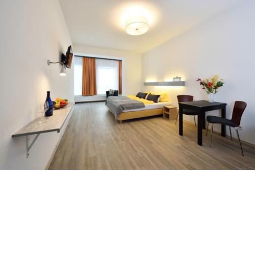 Ford Apartment