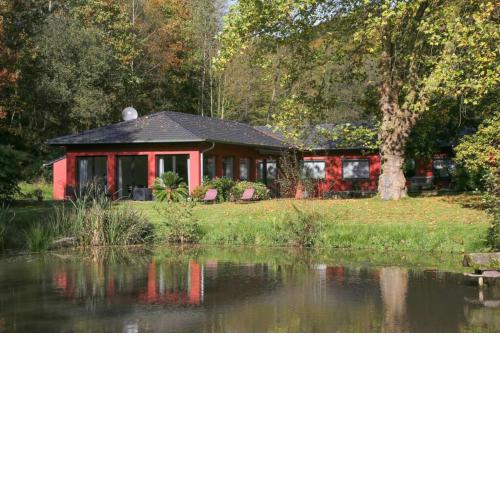 Forest Lodge