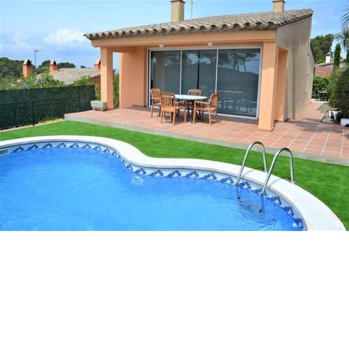 Fornells de la Selva Villa Sleeps 6 Pool Air Con