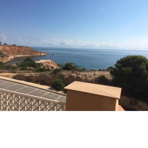 Första linjen Cabo Roig (Orihuela Costa)